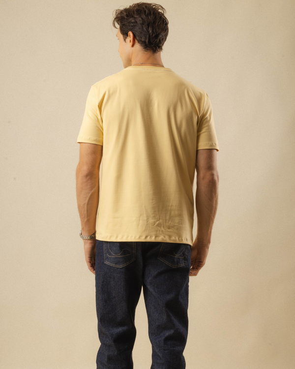 amarelo