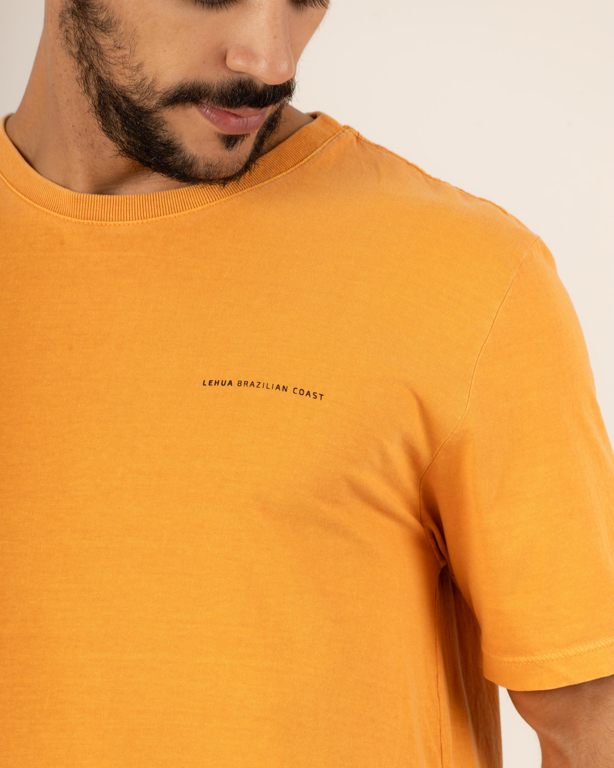 Amarelo