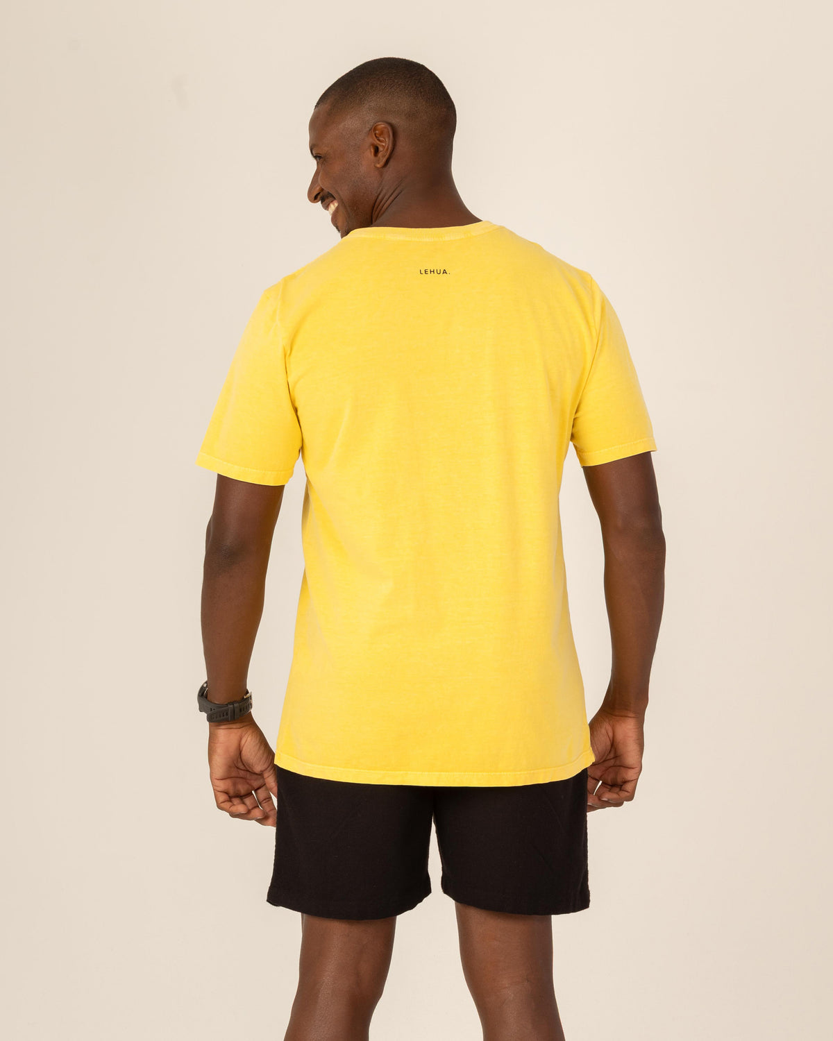amarelo